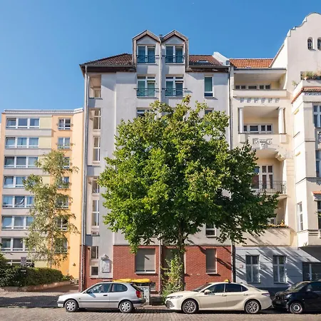 2-zimmer Mitte Mit Parkmöglichkeit&öpnv Anbindung Berlin