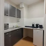 2-zimmer Mitte Mit Parkmoeglichkeit & Oepnv Anbindung