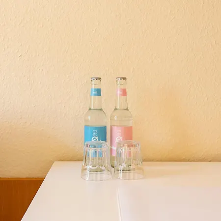 Apartment 2-zimmer Mitte Mit Parkmoeglichkeit & Oepnv Anbindung Berlin