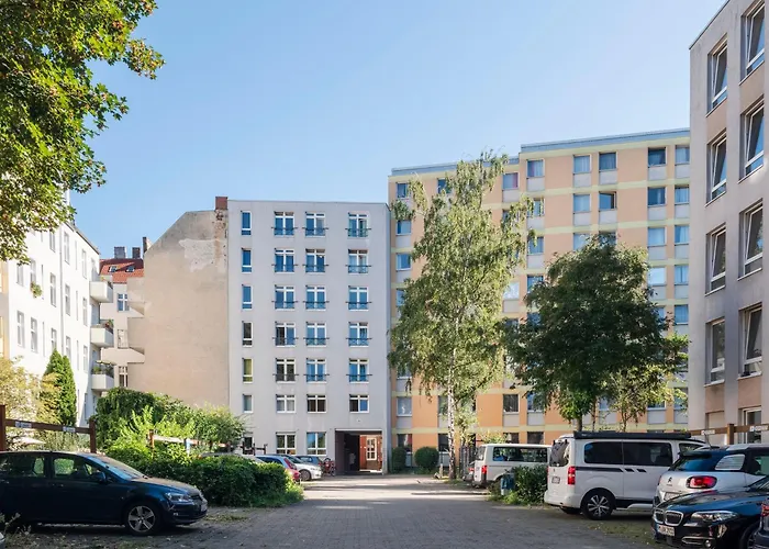 Daire 2-zimmer Mitte Mit Parkmoeglichkeit & Oepnv Anbindung