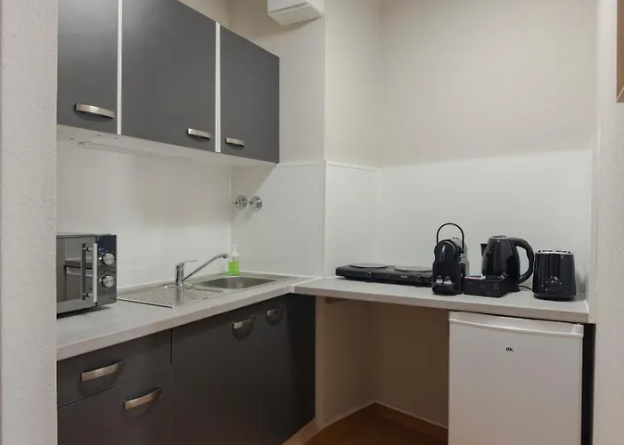 2-zimmer Mitte Mit Parkmoeglichkeit & Oepnv Anbindung