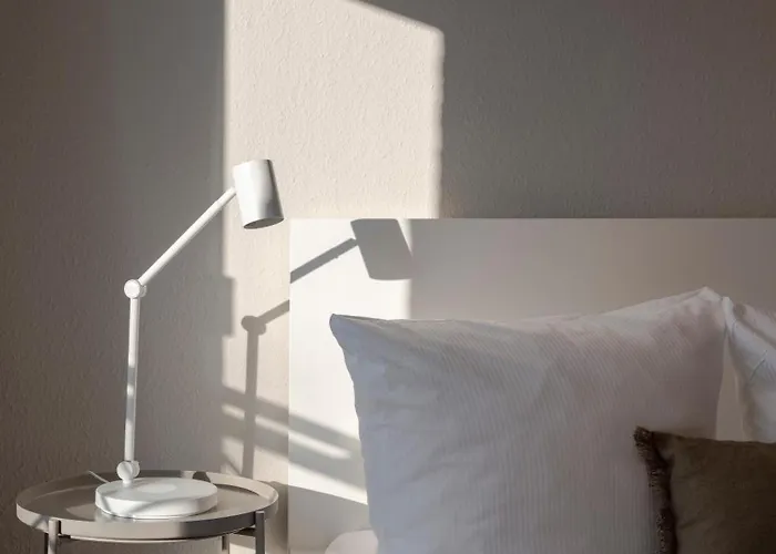 2-zimmer Mitte Mit Parkmoeglichkeit & Oepnv Anbindung Apartmán *